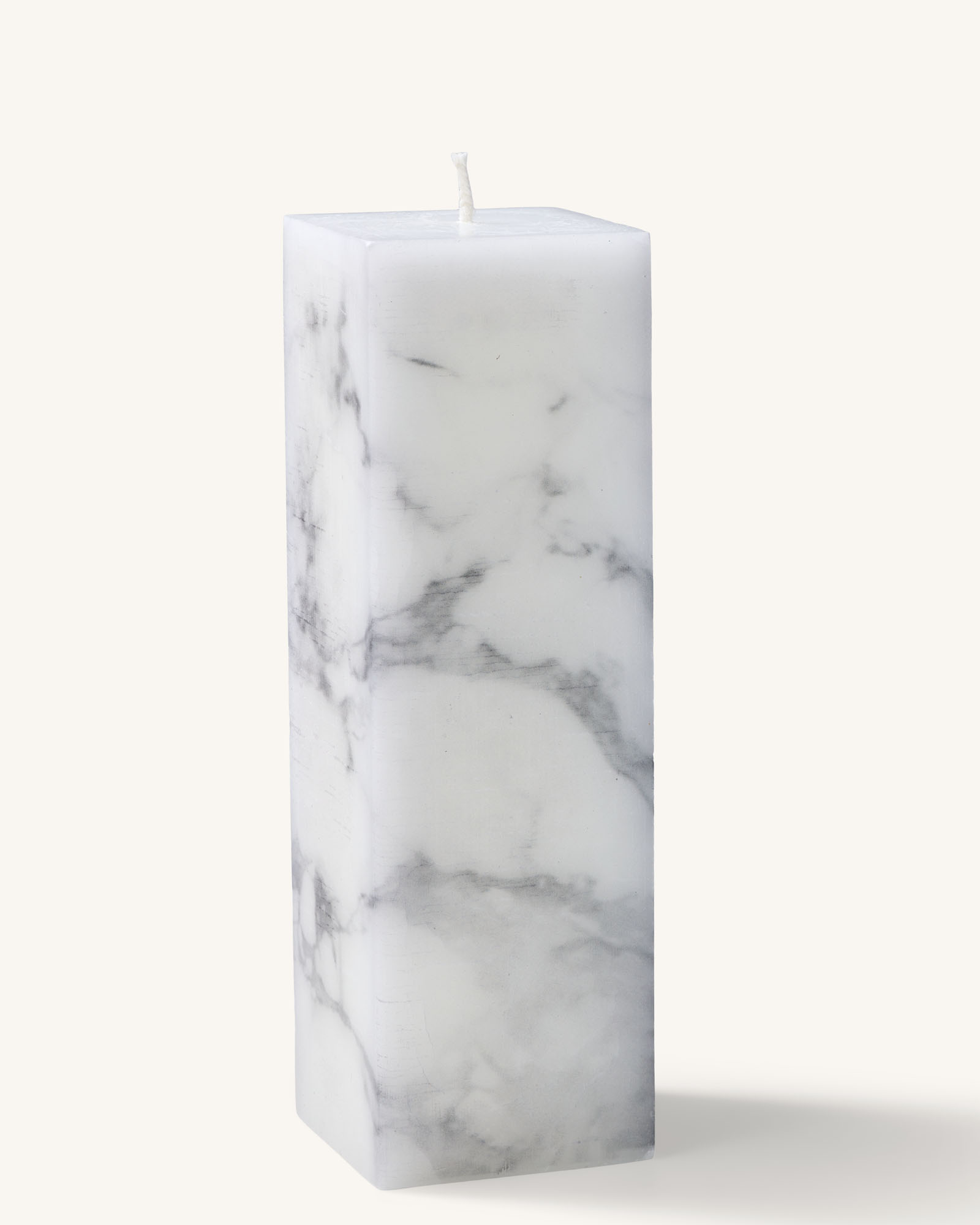 Polar- vierkante kaars wit met grijs marmerlook (90 branduren)